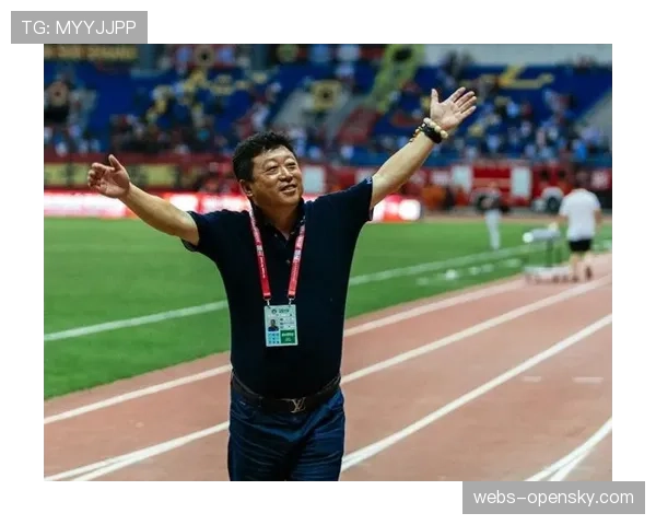 教练罗伯特·加西亚确认将指导“炸药”约书亚进行下一阶段训练 教练罗伯特·加西亚确认将指导“炸药”约书亚进行下一阶段训练