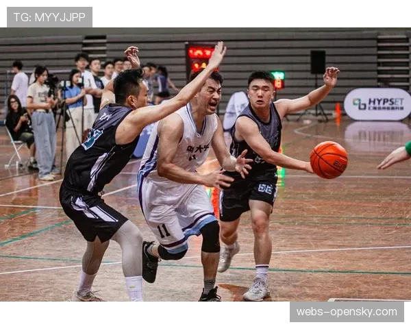 2026年冲击波篮球等级联赛在海口正式拉开战幕