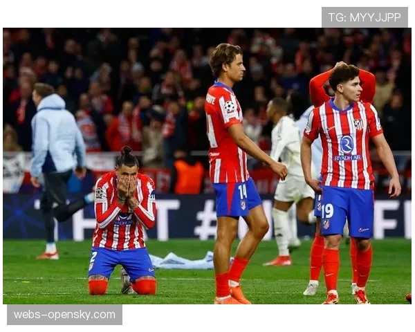 35岁格列兹曼赛后与西蒙尼相拥，马竞传奇告别倒计时